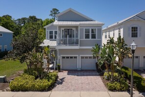 Exterior - Reflections Manor at Reunion | Stay in style at 5-bedroom villa in Orlando Near Disney (Kissimmee)