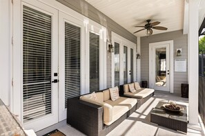 Terrace/patio - Reflections Manor at Reunion | Stay in style at 5-bedroom villa in Orlando Near Disney (Kissimmee)