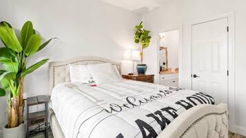 2 bedrooms, free WiFi, bed sheets