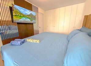 Căn hộ tiện nghi đơn giản, 3 phòng ngủ, không hút thuốc, bếp | Màn/rèm cản sáng, phòng cách âm, bàn ủi/dụng cụ ủi quần áo 