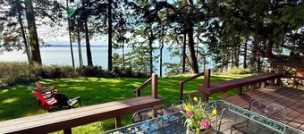 NEW LISTING-Mutiny Bay Ebb Tide Cabin AMAZING SUNSETS, EAGLES GALORE SANDY BEACH