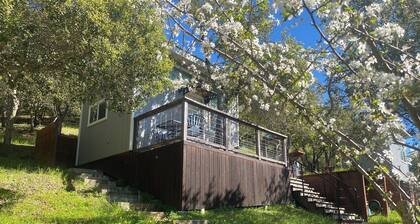 Quiet 1-bedroom villa in welcoming of Watsonville perfect for relaxing getaway.