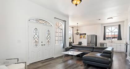 4bedroom 2bathroom modern Los Angeles home by Universal studio & Hollywood for 8