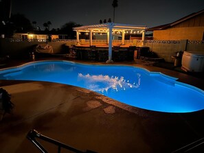 Pool - 3-bedroom house in nice Phoenix with cool AC (Phoenix)