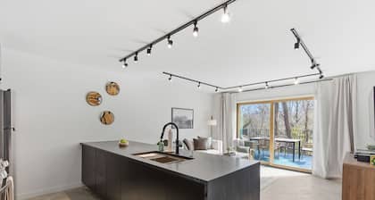 Trailhead at Black Apple | On NWA Trail | Downtown