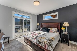 WiFi, bed sheets