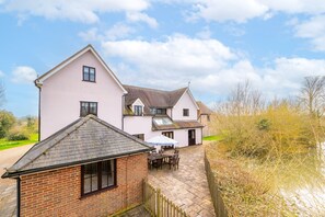 Exterior - Tuffon Hall Farmhouse, Sible Hedingham, Suffolk (Sible Hedingham)