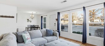 Peaceful Bella Vista Retreat: Mountain Views, Golf & Family Fun!