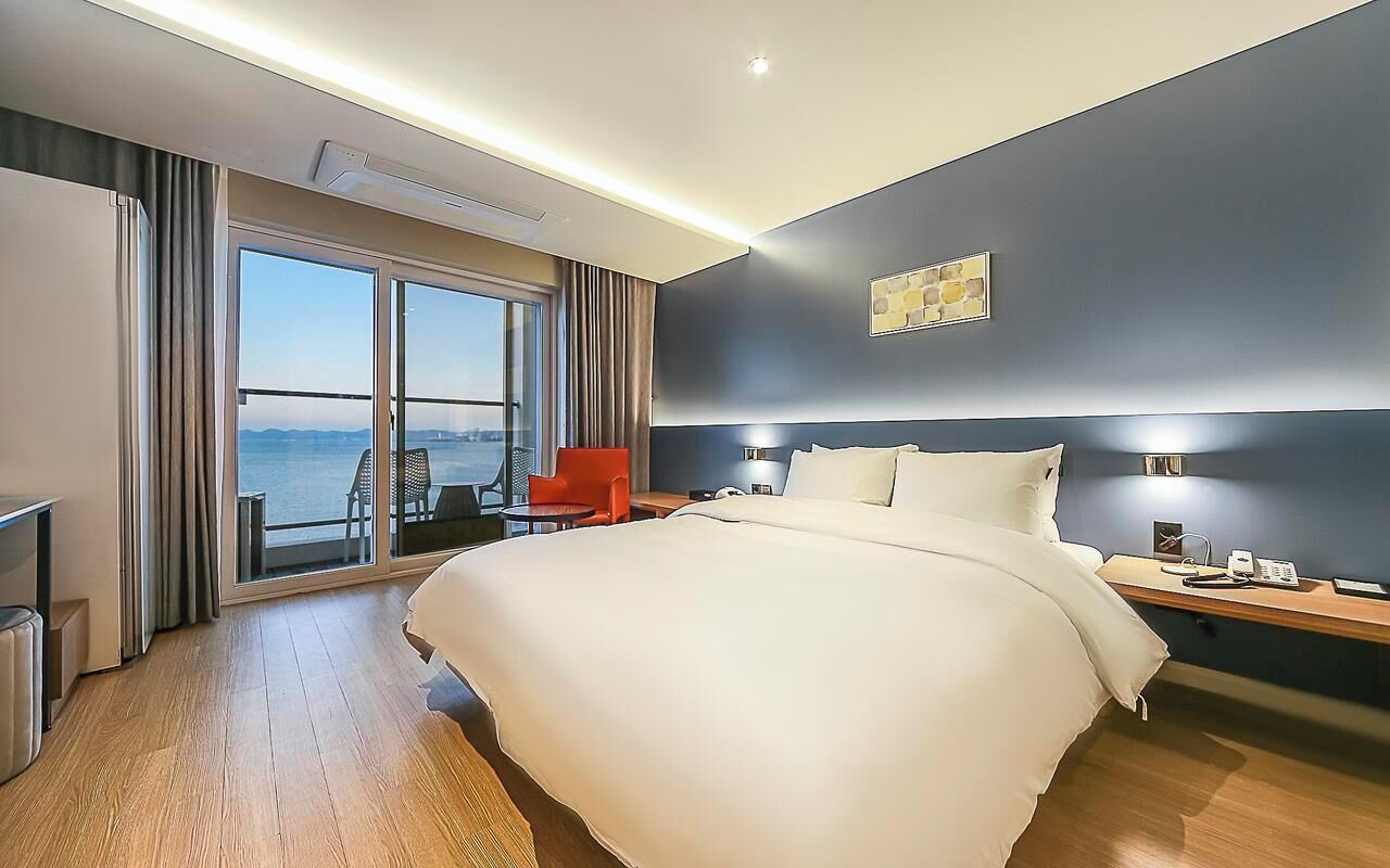 Roupas de cama premium, cofres nos quartos
