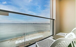 High Premier - Brown Dot Pohang Yeongildae Beach Branch (Pohang)