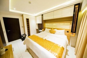 2 bedrooms, WiFi - G&L Luxury at The Signature Apartment 2 BR (Accra)