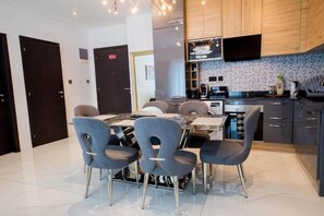Stovetop - G&L Luxury at The Signature Apartment 2 BR (Accra)