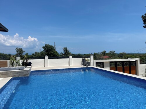 Modern Luxury Overlooking Villa Honda Bay 100% Solar Power