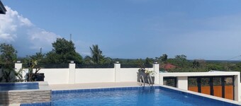 -New- Luxury Solar Villa with Full Ocean View, Pool & Jacuzzi