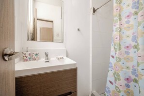 Apartment, 2 Bedrooms | Bathroom - Cozy 2BR - Heart of Barranco - Walk to Everywhere (Lima)