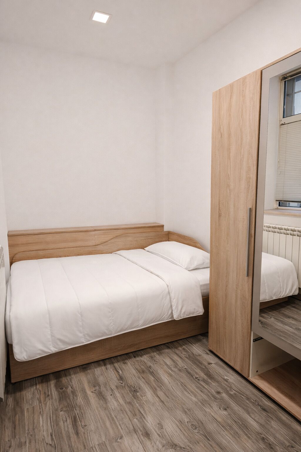 2 bedrooms, iron/ironing board, WiFi (free), bed sheets