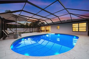 Beheizter Pool