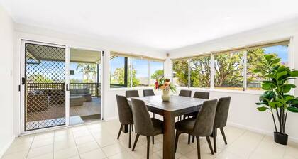 Heidelberg Mansion Retreat - With Pool