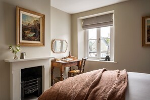 Room - Beautifully presented dog friendly - Loveday Cottage (Lower Oddington)