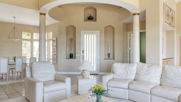 Casa (4 Bedrooms) | Parte interna