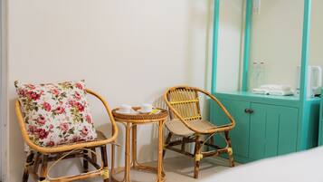 Kamar Double Basic, pemandangan kota | Interior