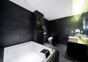 Perhehuone | Kylpyhuone