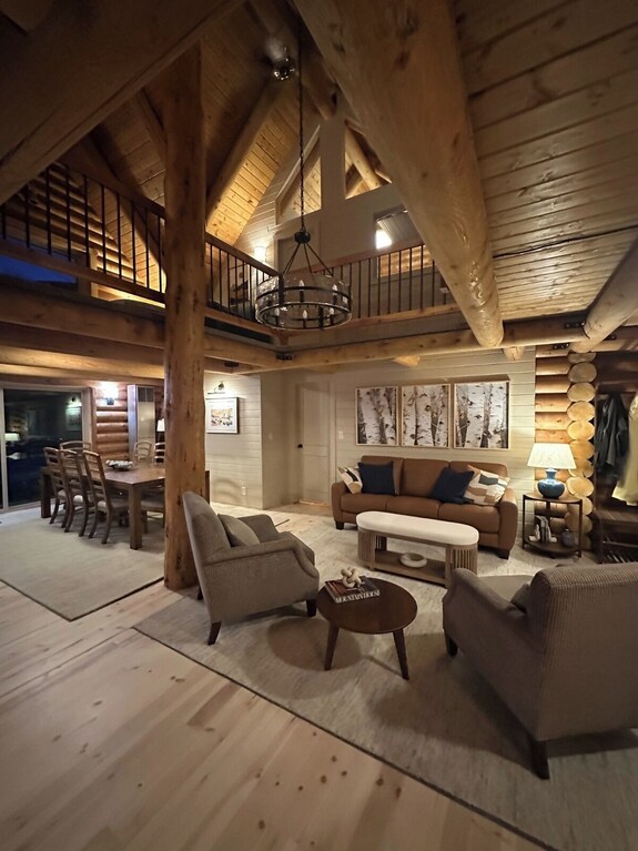 Beautiful Mtn Cabin, Sauna, Hot Soaking Tub, Cold Plunge, Decks, Views, Lg Yard - Sundance, UT