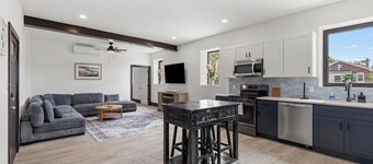 Modern Open Concept Retreat  Spacious & Minutes to Downtown