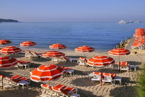 Beach - Glamour Apartment - Near Beach, Juan les Pins, France (Juan les Pins)