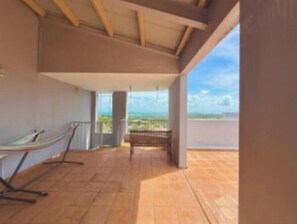 Terrace/patio - Penthouse Spacious 3-bedroom apartment with AC in peaceful Fajardo (Ceiba)