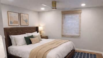 4 bedrooms, iron/ironing board, free WiFi, bed sheets