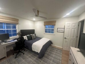 4 Schlafzimmer, Bügeleisen/Bügelbrett, kostenloses WLAN, Bettwäsche
