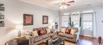 Luxury Stay in Madison 3BD/ Pet friendly