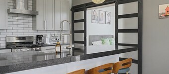 New 5BR Indy Game House -Near Fountain Sq - Sleeps 16