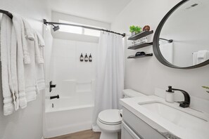 Hair dryer, towels, soap, shampoo - NEW! Casa Margarita by GPM - pool, open floor plan, 4BR/3BA (Indio)