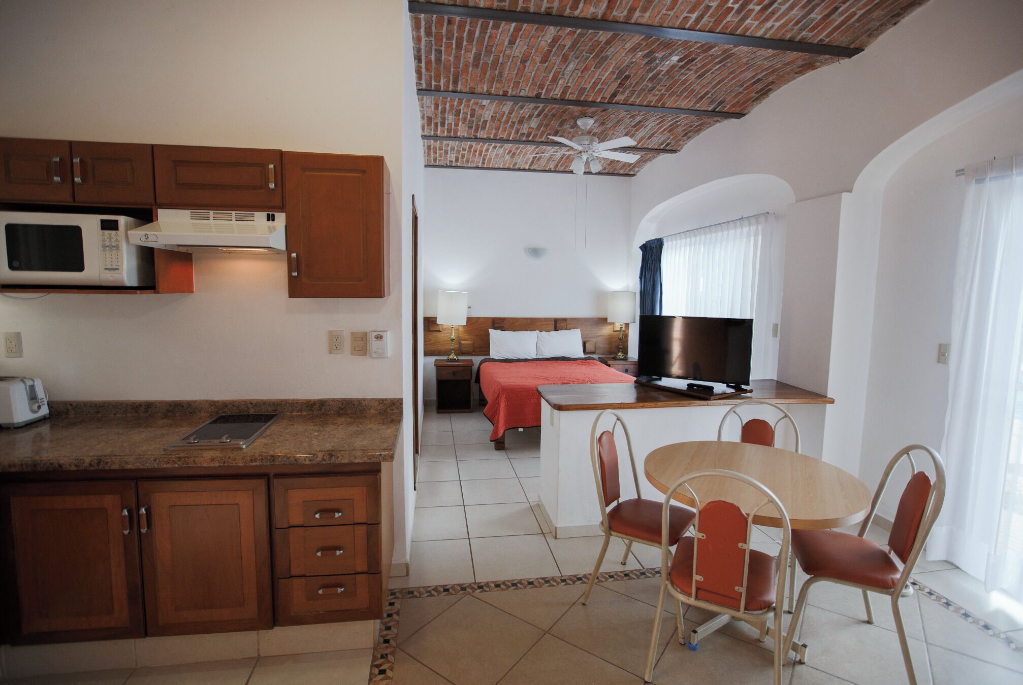 Basic Single Room, Pool View