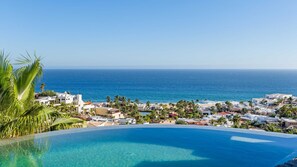 Pool - LUX Dream Villa - Bartender, Chef, Maid included (Cabo San Lucas)