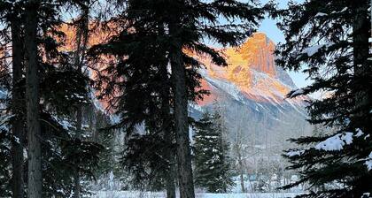 Mountain View Condo - Lodges at Canmore