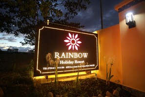 Khuôn viên nơi lưu trú