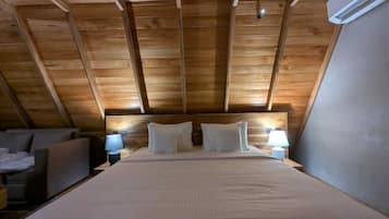 Chambre Quadruple Familiale, patio, vue piscine