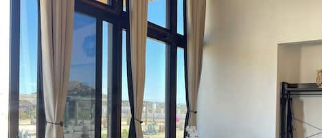 Luxury Cabin, Garden View | Interior