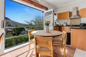 Dining - Ashry Collective-Ocean & Mountain Views (Cape Town)