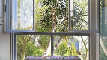 Luxury Apartment, Kitchen, Sea View | Interior