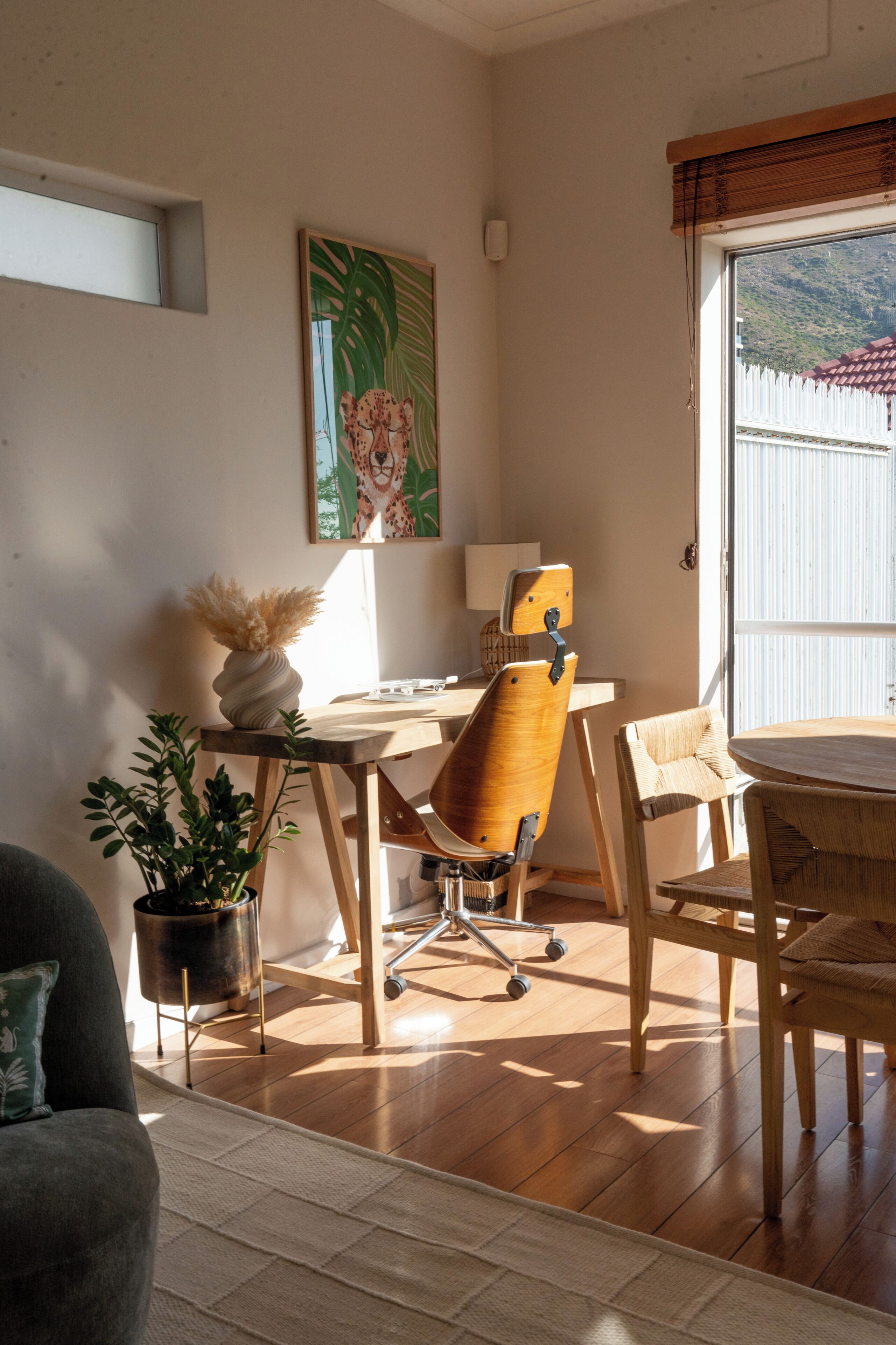 Luxury Apartment, Ocean View | Interior