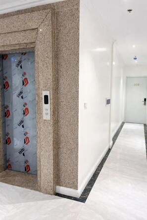 Interior - ROYAL HOTEL (Thanh liet)