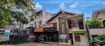Hotel O near D'Botanica Bandung Mall for