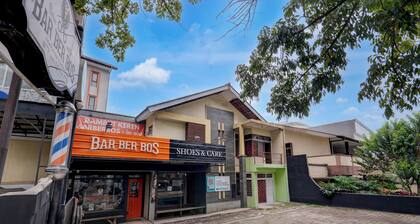 Hotel O near D'Botanica Bandung Mall for
