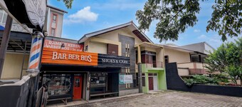 Hotel O near D'Botanica Bandung Mall for