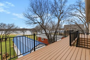 Property grounds - Lakefront Game Loft • Beautiful Views • Sleeps 6 • (Little Elm)