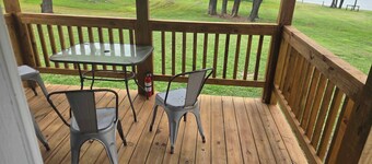Blue Heron Hideaway • Family Lakefront Cabin